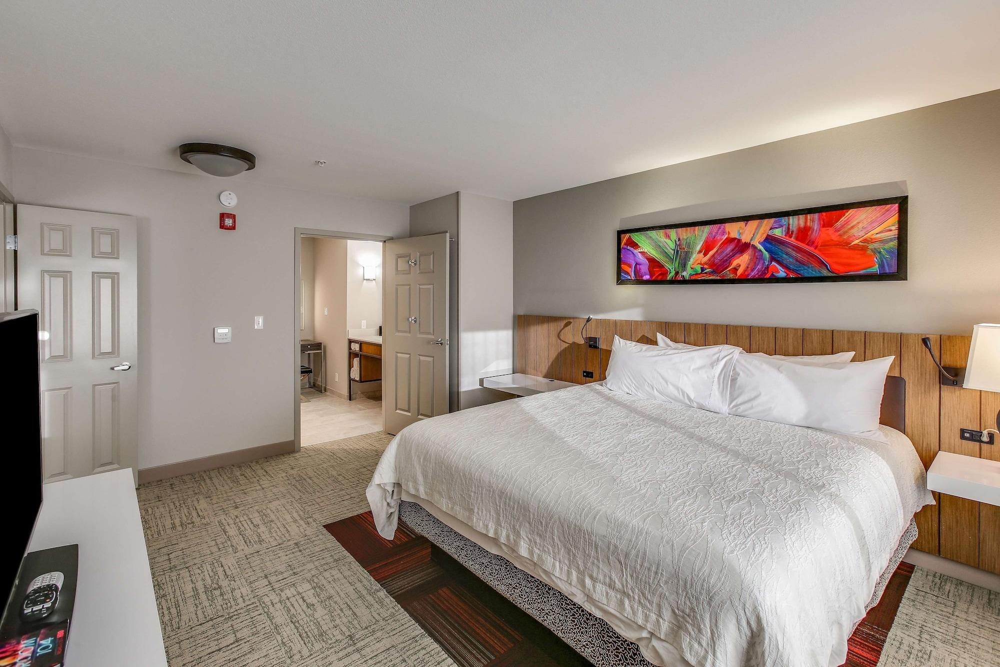 Hilton Garden Inn Ames Bagian luar foto