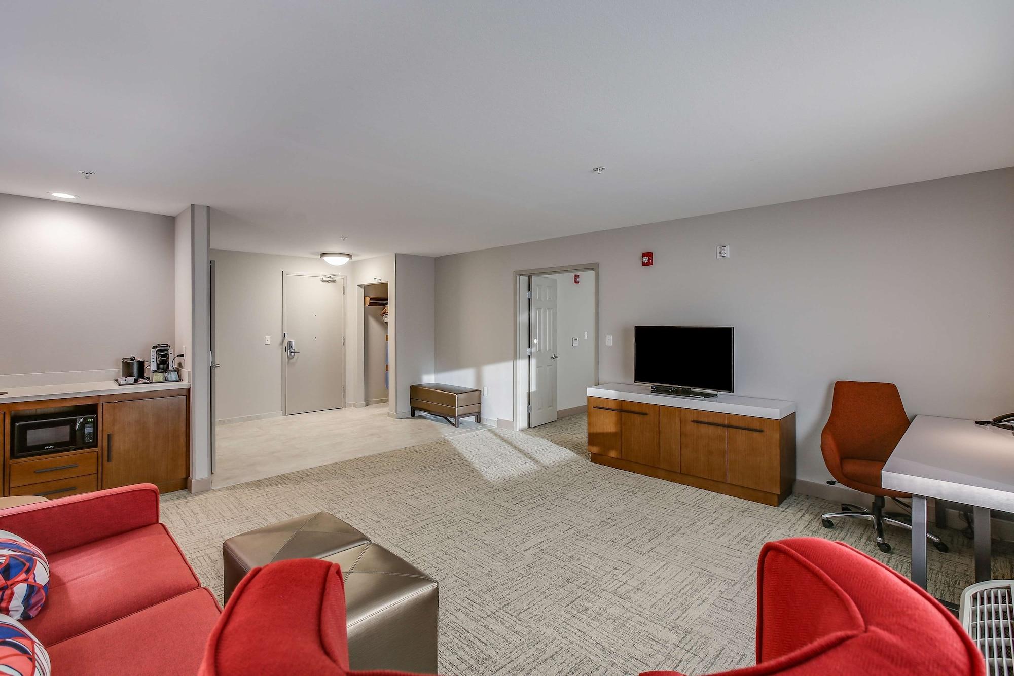 Hilton Garden Inn Ames Bagian luar foto