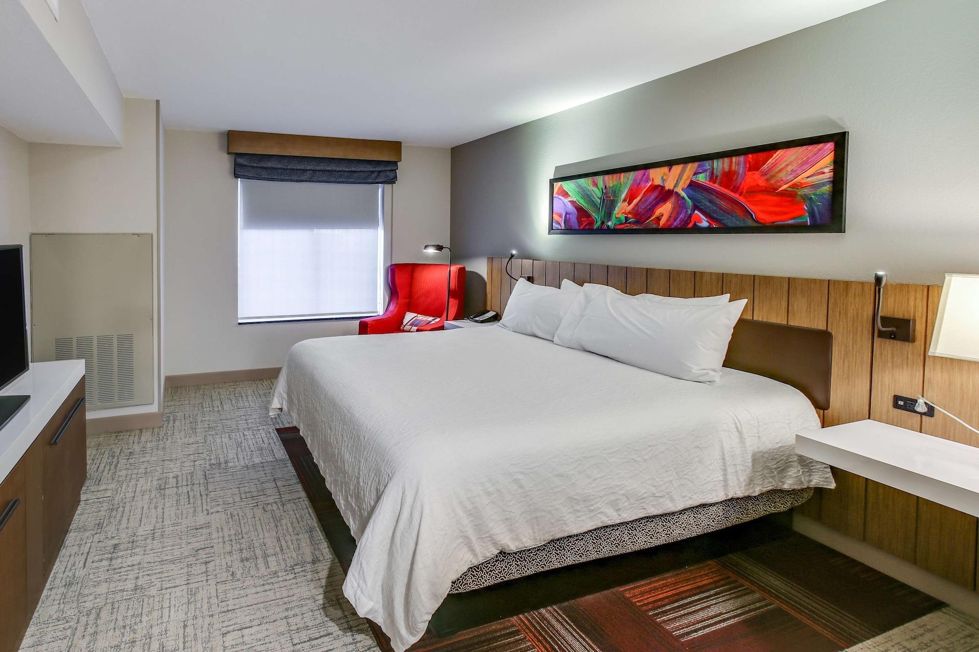 Hilton Garden Inn Ames Bagian luar foto