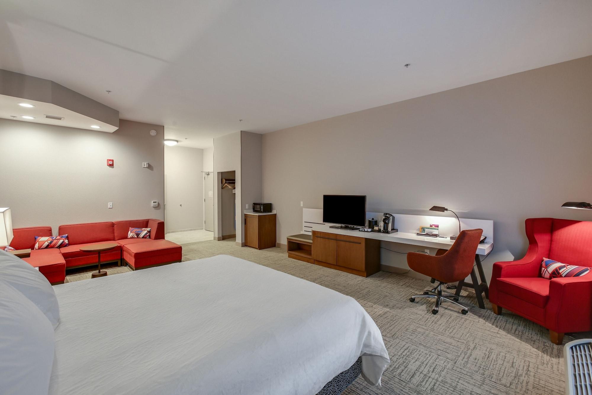 Hilton Garden Inn Ames Bagian luar foto