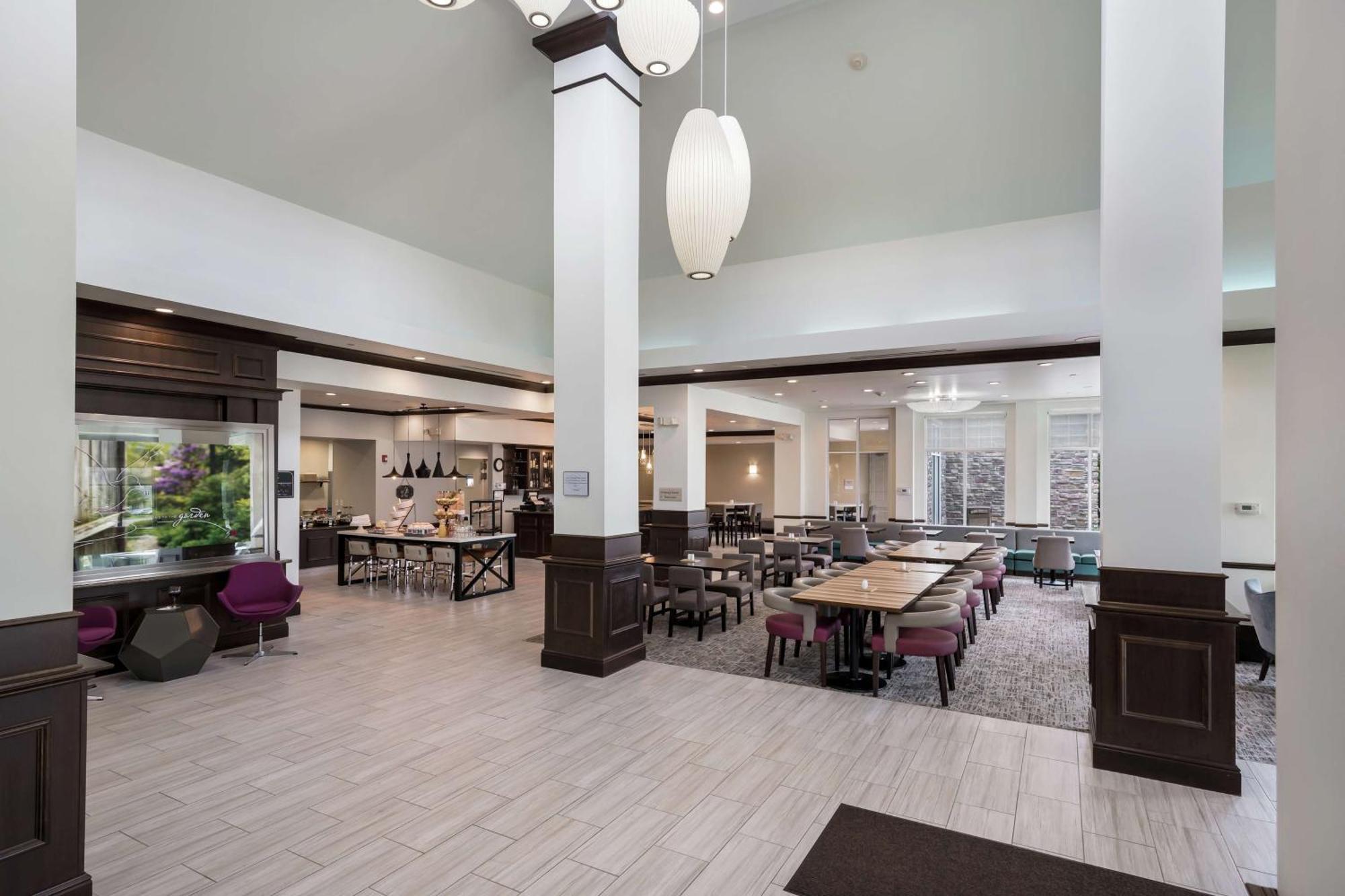 Hilton Garden Inn Ames Bagian luar foto